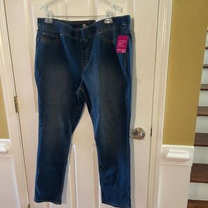 NWT Kim Rogers Tummy Control Pull On Straight Women's Stretch Denim Jeans SZ18W